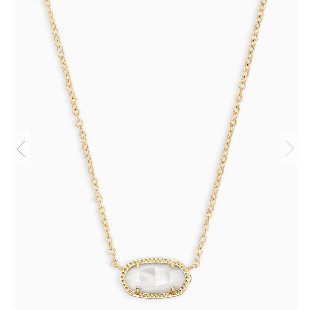 Kendra Scott necklace